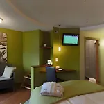 Myrtilles Hotel 3*